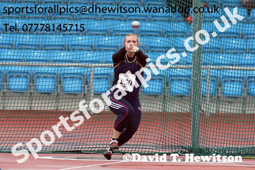 Womens  senior hammer, Northern Senior and Under-20s Track and Field Champs., Manchester. Photo: David T. Hewitson/Sports for All Pics